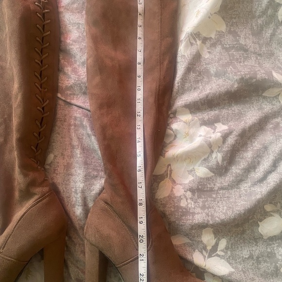 Top Moda Heel Boots - Picture 5 of 6